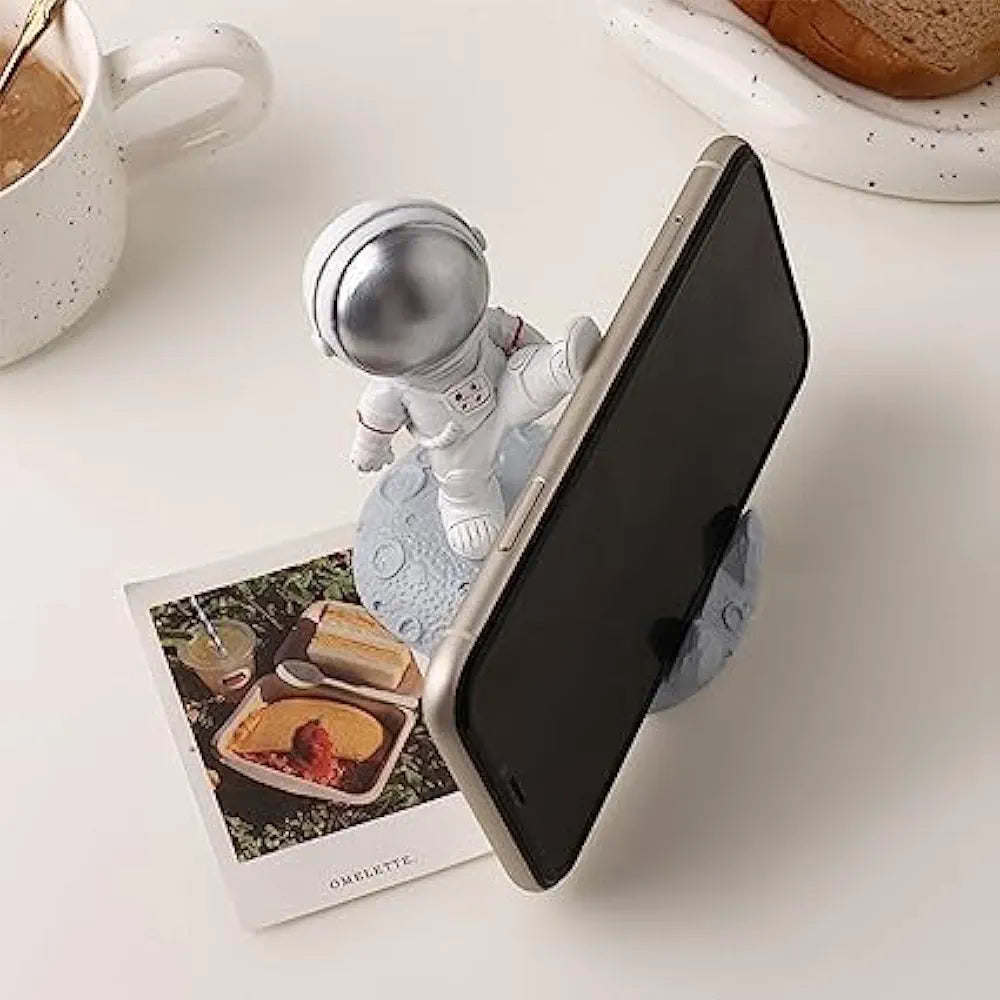 Astronaut Mobile Phone Holder – Cool Desktop Stand for All Phones | ChinaCart.pk