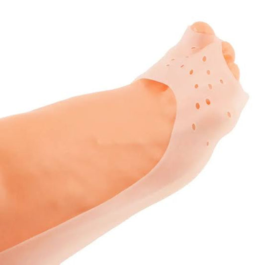 Silicone heel protector socks for cracked heels